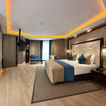 Ahc Old Szálloda 4*