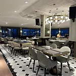 Ξενοδοχείο Ahc Old 4*