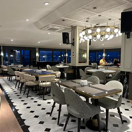Hotel Zurich Old 4*