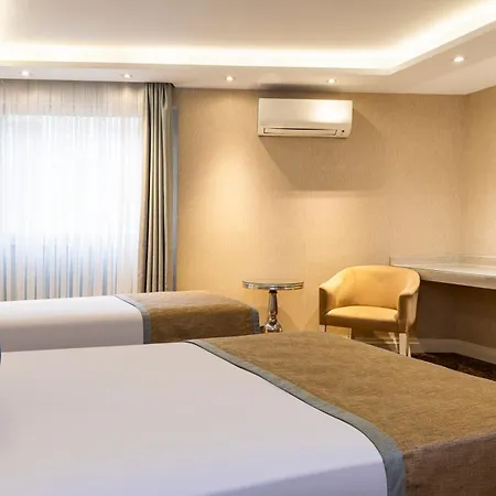 Hotel Zurich Old 4*